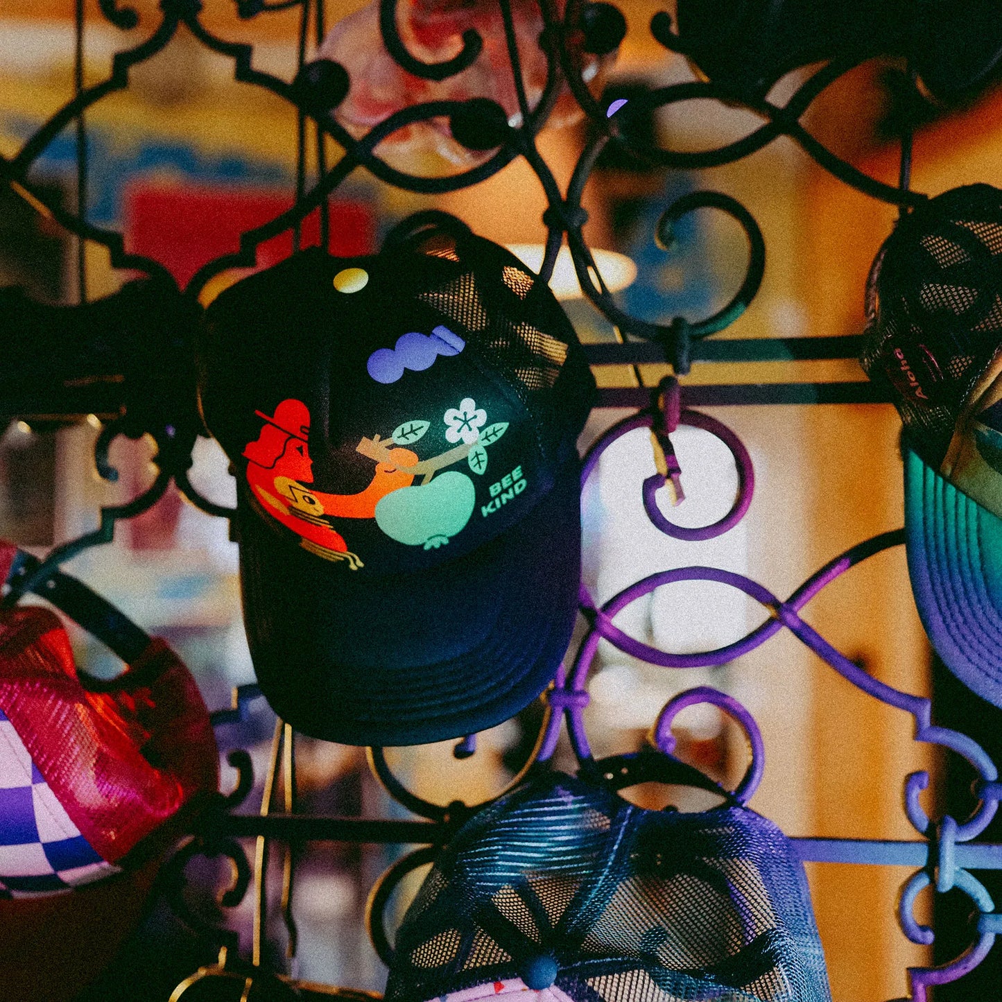 Czapka dziecięca z daszkiem Bee Kind Small Kids Cap