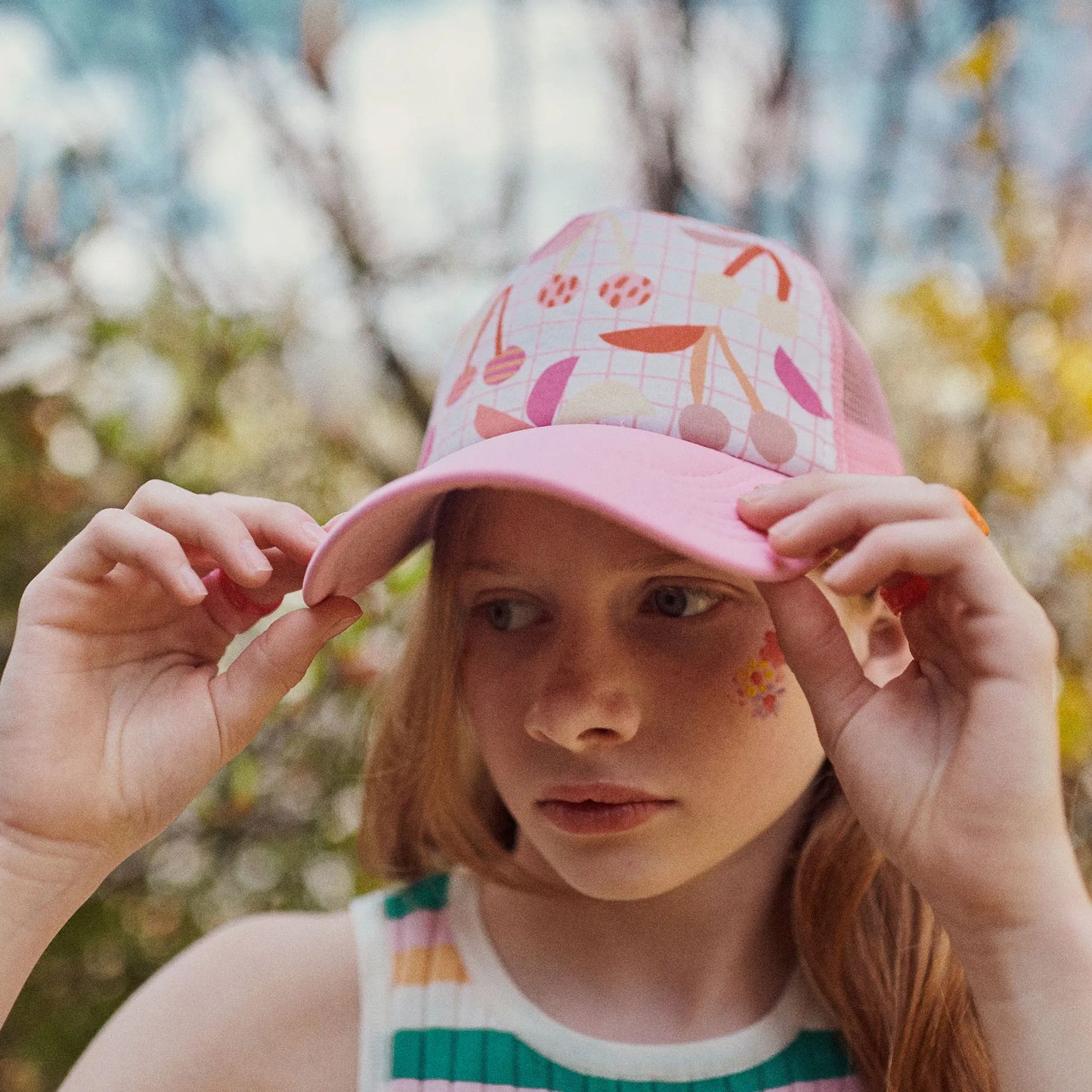 Czapka dziecięca z daszkiem Cherries Small Kids Cap