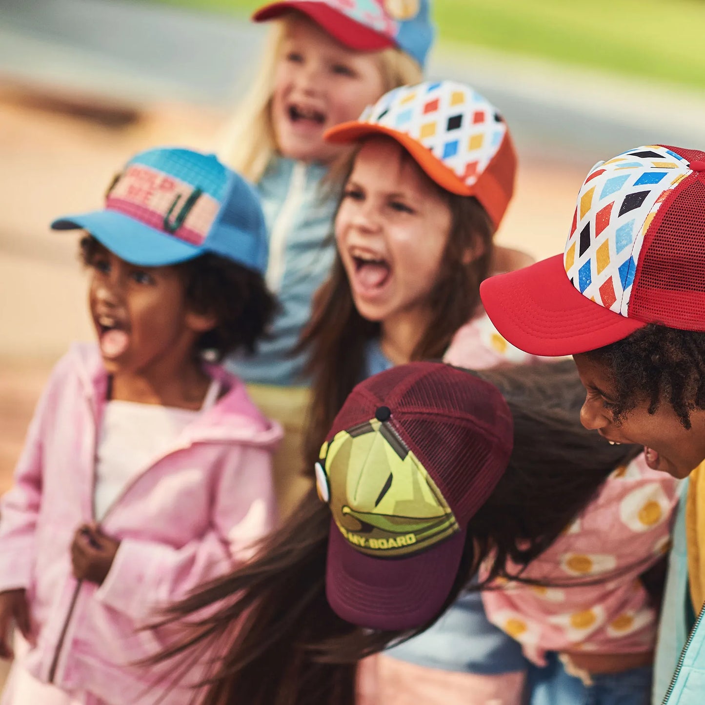 Czapka dziecięca z daszkiem Hold Me Small Kids Cap