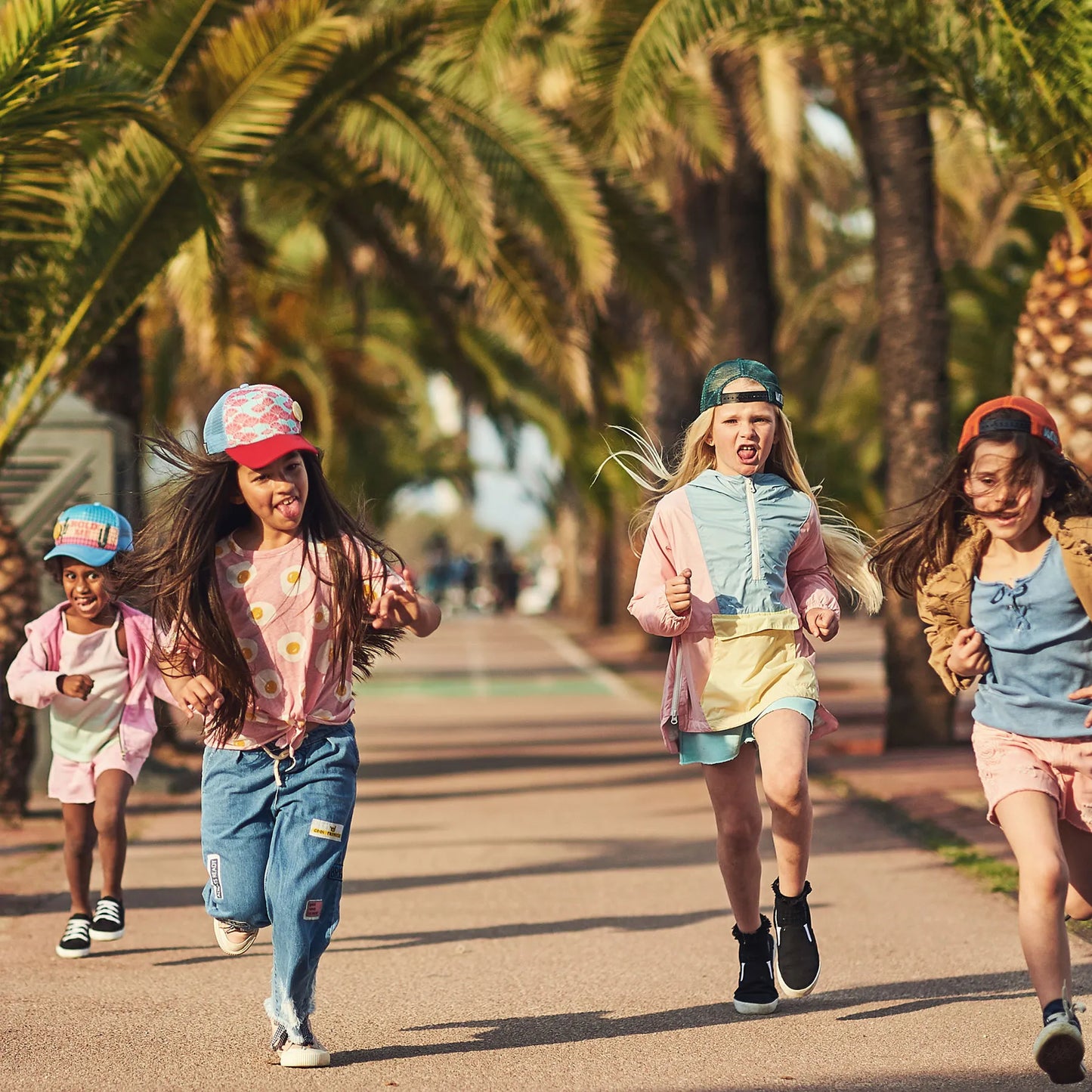Czapka dziecięca z daszkiem Hold Me Small Kids Cap