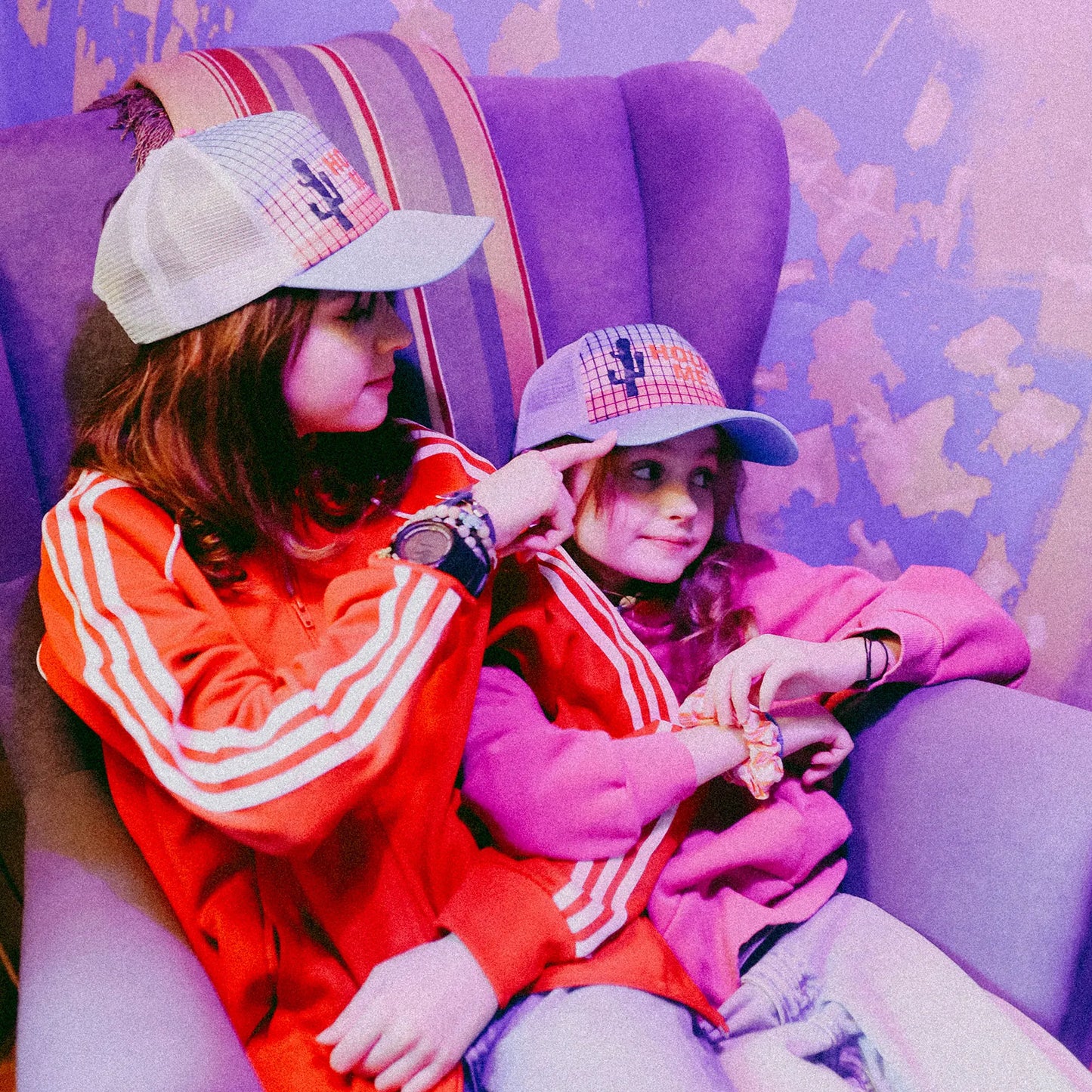 Czapka dziecięca z daszkiem Hold Me Small Kids Cap