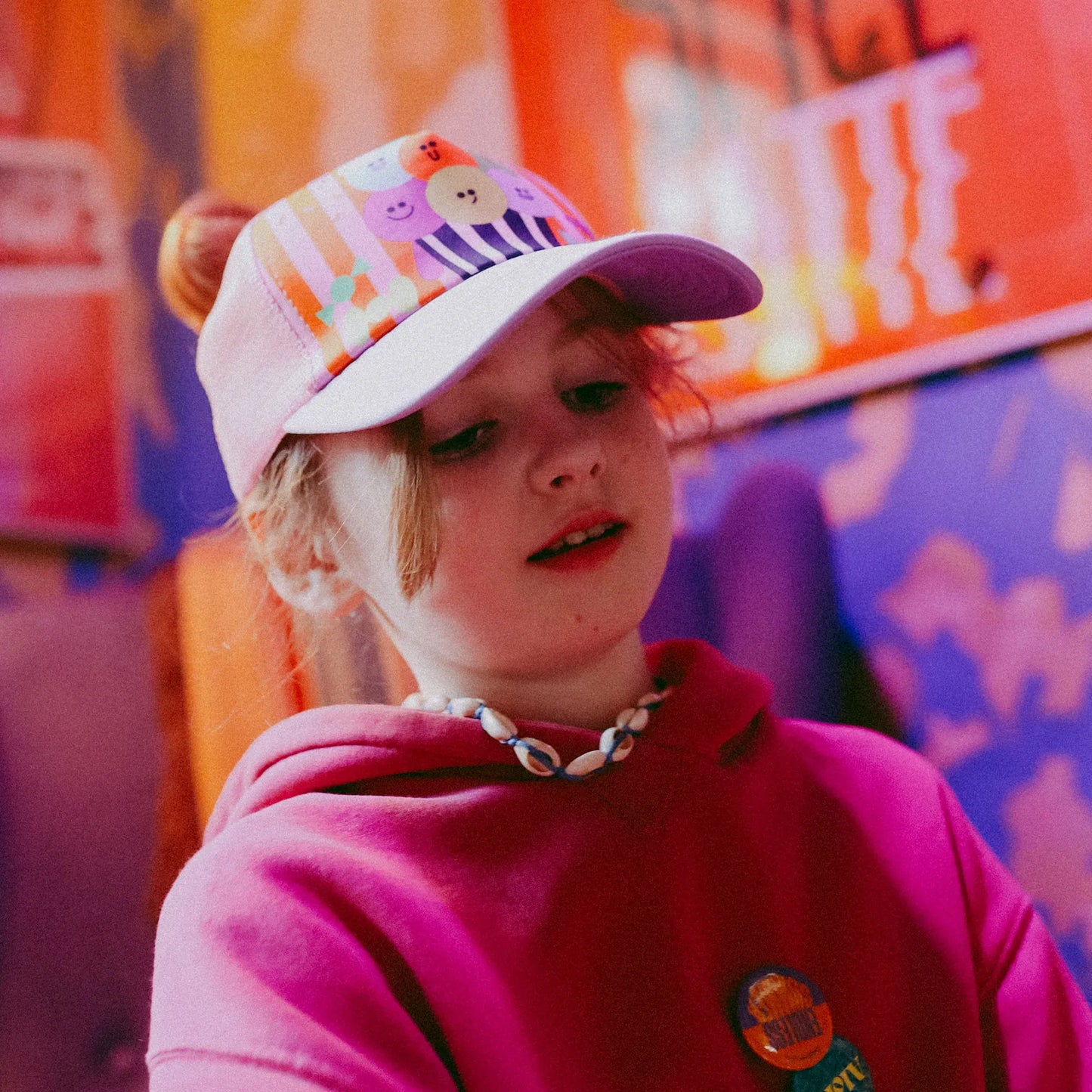 Czapka dziecięca z daszkiem i dodatkowym otworem na kucyk Ice Cream Yupi Small Kids Cap